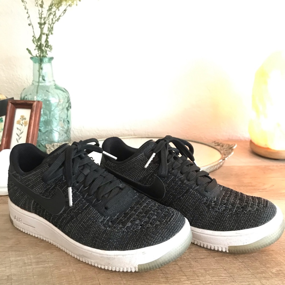 Nike Air Force 1 Flyknit Low